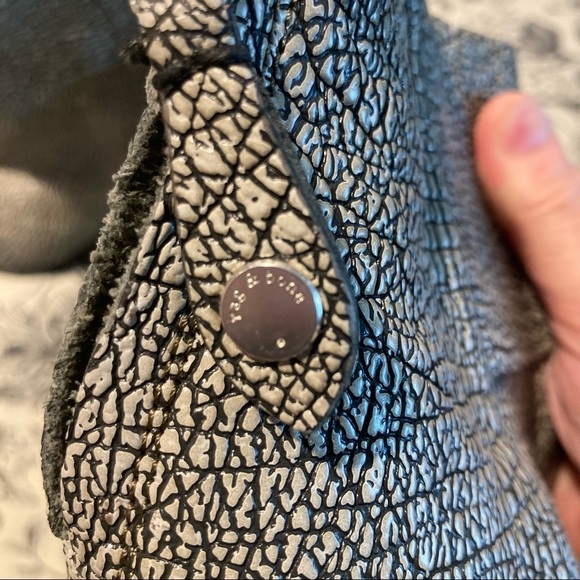 𝅺RAG & BONE Sz 37.5 Newbury Metallic Gunmetal  Crinkled Leather Booties - Picture 9 of 10